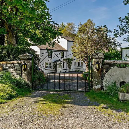 3 Bed In Newlands Valley Sz508 Hotel 3*